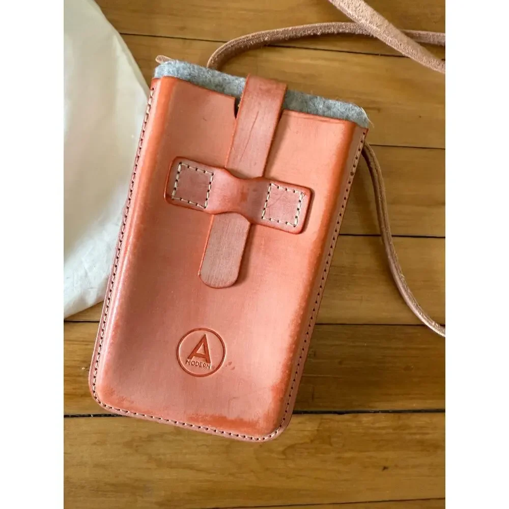 Audrey Modern Ace phone case purse leather felt wool USA handmade boho‎